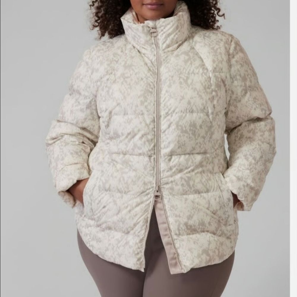 NWT Athleta | Downtown Puffer Python Seasalt Print PufferDown Jacket Women Large - Picture 3 of 11